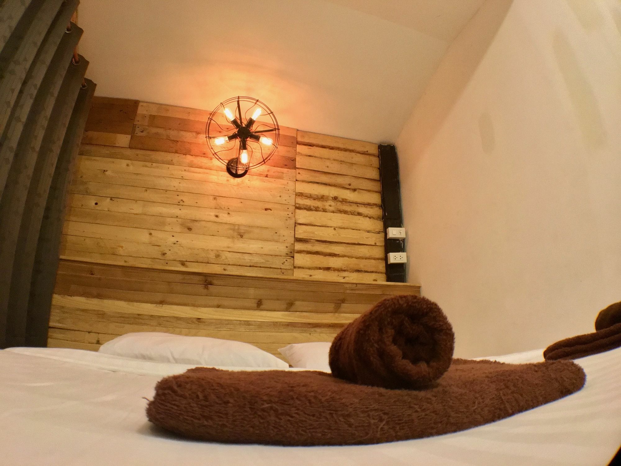 Jao Hostel & Cafe Chiang Mai Dış mekan fotoğraf